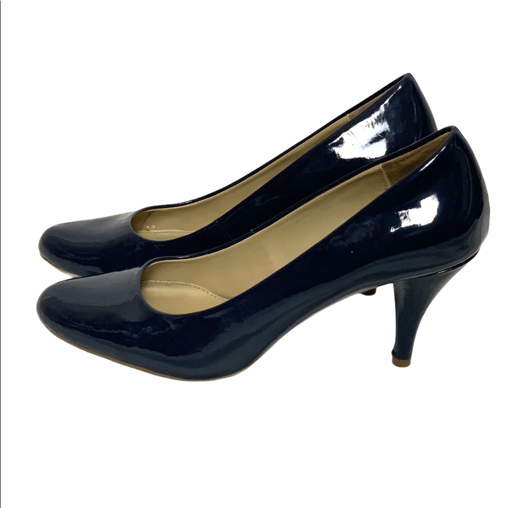 Navy Bandolino Patent leather semi round toe heel